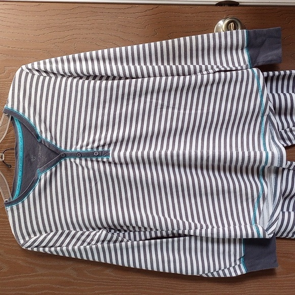[26] Betsey Johnson Gray Blue Striped Woman's Full Pajama Set Size Medium - Picture 2 of 8